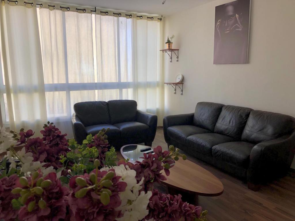 Sky Home Apartment Jabotinsky 8 Bat Yam Ngoại thất bức ảnh