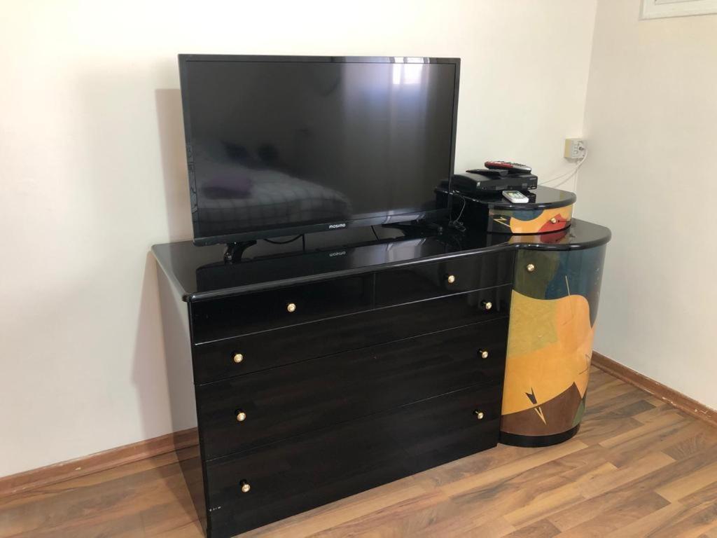 Sky Home Apartment Jabotinsky 8 Bat Yam Ngoại thất bức ảnh